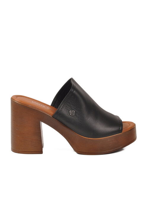 Siyah Kadın Topuklu Terlik PC-7235 Z