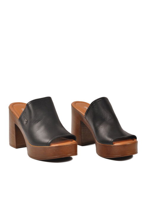 Siyah Kadın Topuklu Terlik PC-7235 Z