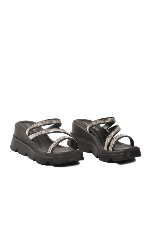 Siyah Kadın Taşlı Topuklu Terlik PC-7530 Z