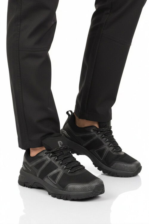 Siyah Kaymaz Taban Su Geçirmez Erkek Outdoor Yürüyüş Ayakkabısı PCI-11625 M