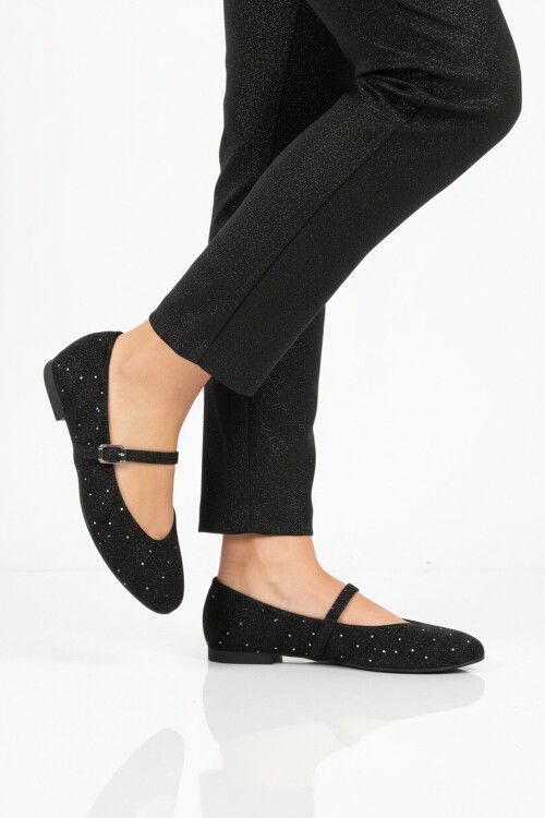 Siyah Hafif Esnek Taş İşlemeli Kadın Babet Ayakkabı 666158 Z