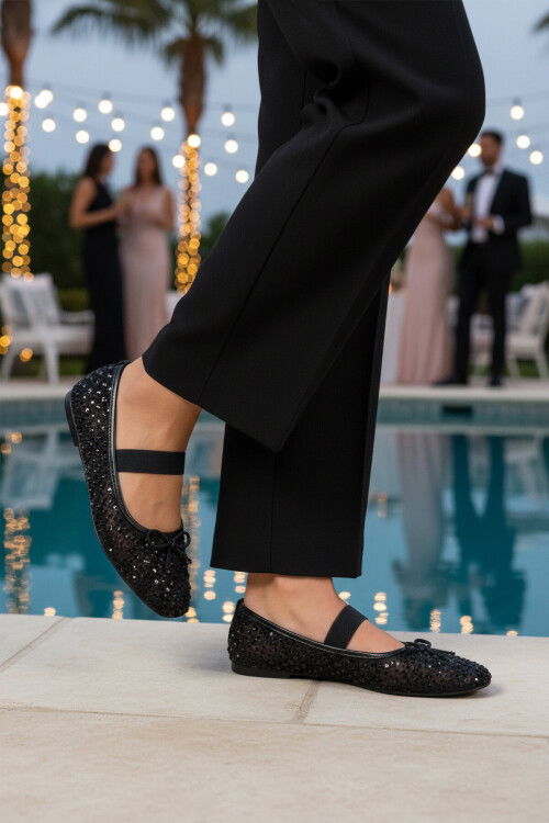 Siyah Geniş Kalıp Hafif Esnek Kadın Taş İşlemeli Babet 681149 Z