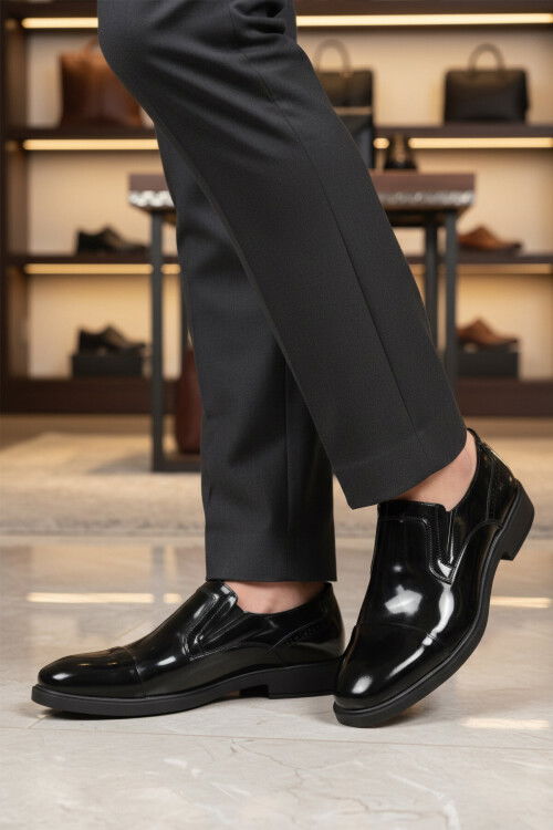 Siyah Rugan Hakiki Deri Erkek Klasik Ayakkabı 022 M