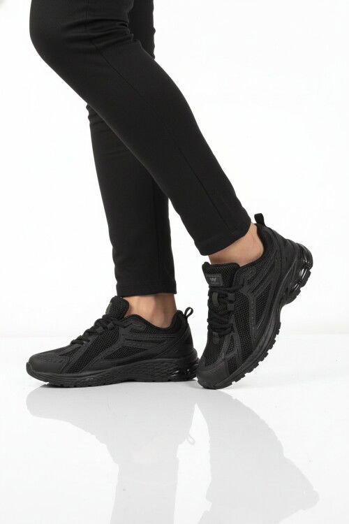 Siyah Fileli Hafif Esnek Hafızalı Taban Unisex Spor Ayakkabı Ruth G