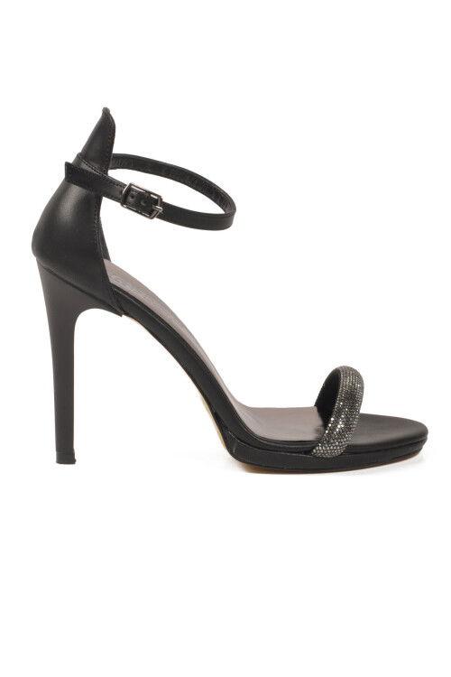 Siyah Taş İşlemeli İnce Uzun Topuklu Kadın Abiye Ayakkabı 655527 Z