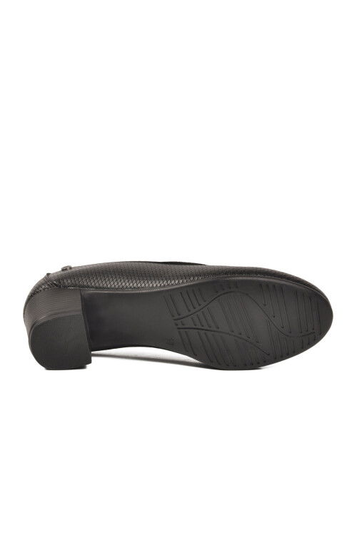 Siyah Kadın Kısa Topuklu Ayakkabı PC-54940 Z