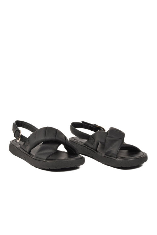 Siyah Bantlı Hafif Yumuşak Tabanlı Kadın Sandalet 26Y461 G