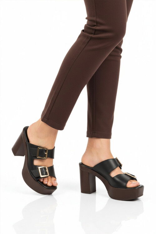 Siyah Çift Bantlı Kadın Topuklu Terlik 322221 Z