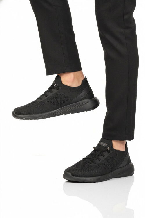 Siyah Fileli Hafif Esnek Bağcıklı Erkek Spor Ayakkabı Bst-646 M