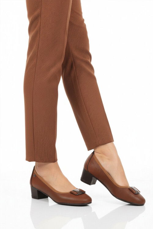 Taba Kadın Kısa Topuklu Ayakkabı PC-54940 Z