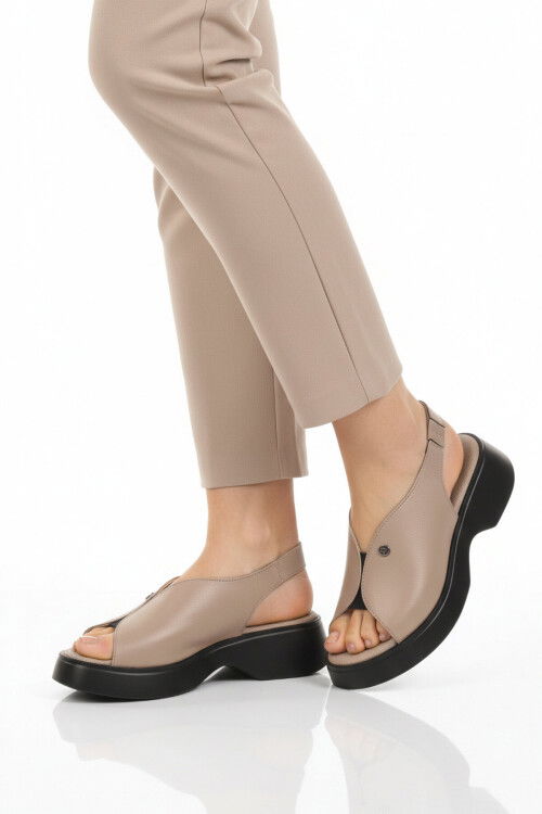 Vizon Kadın Günlük Topuklu Sandalet PC-7390 Z