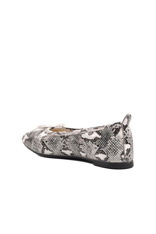 حذاء باليرينا نسائي من White Snake مقاس 112 Z