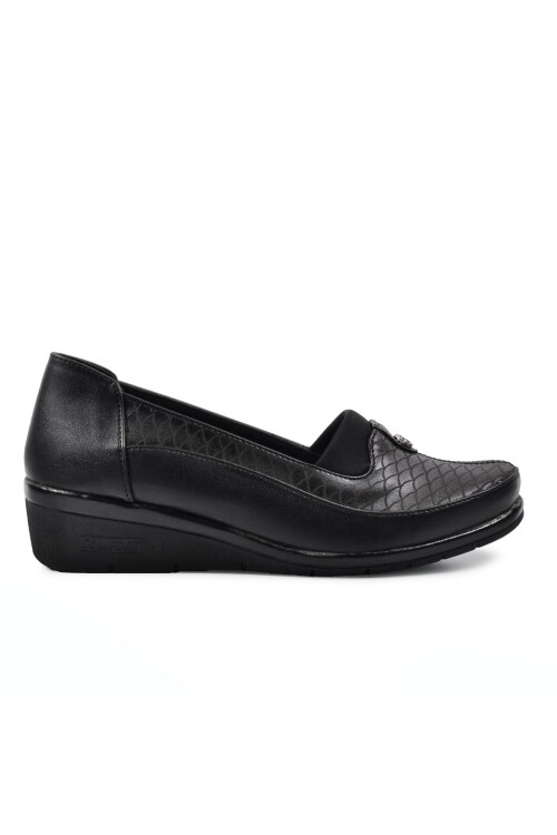 Siyah Anatomik Kadın Günlük Ayakkabı 128 Z