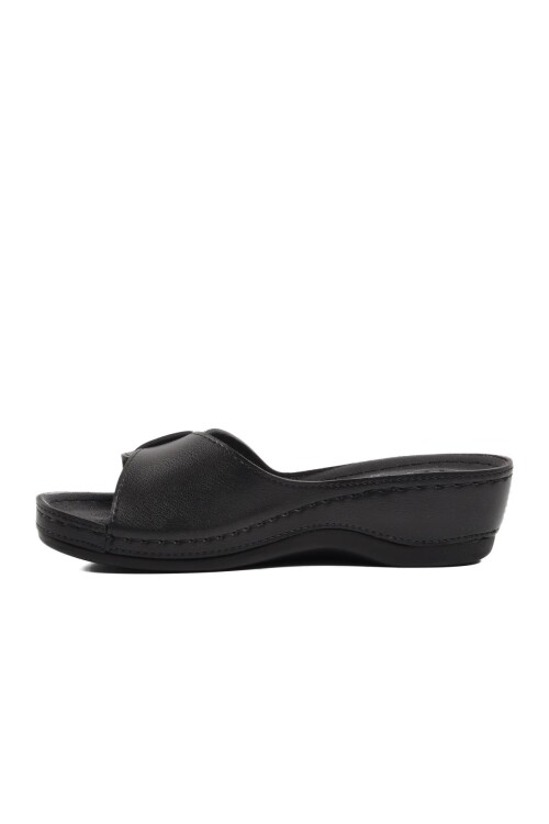 Siyah  Kadın Terlik Ayakmod  15.011 Z