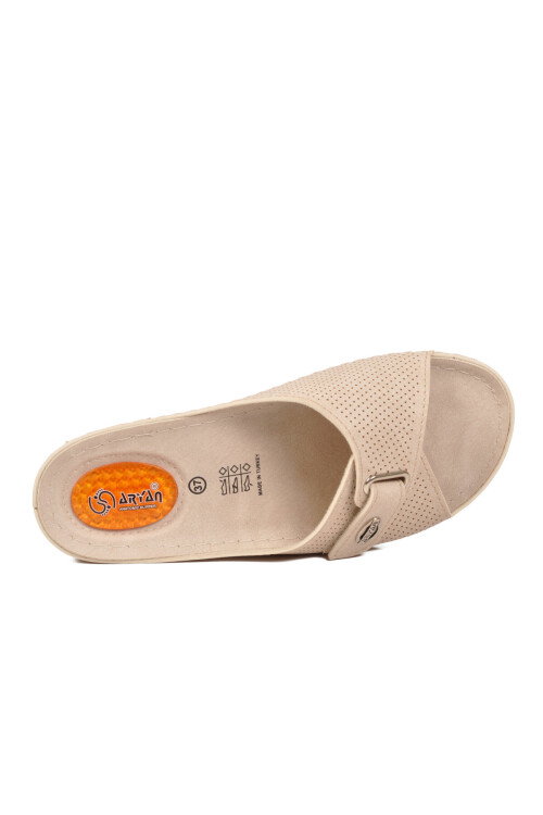 Bej Jel Taban Hafif Anatomik Kadın Terlik 09-701 Z