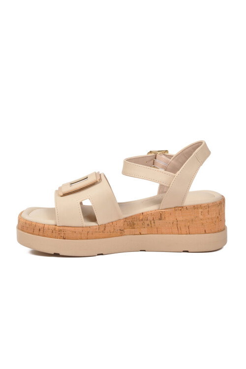 Kadın Bej Hafif Topuklu Sandalet 35181 G