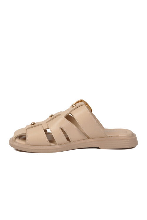 Bej Yumuşak Tabanlı Önü Kapalı Kadın Terlik 322224 Z