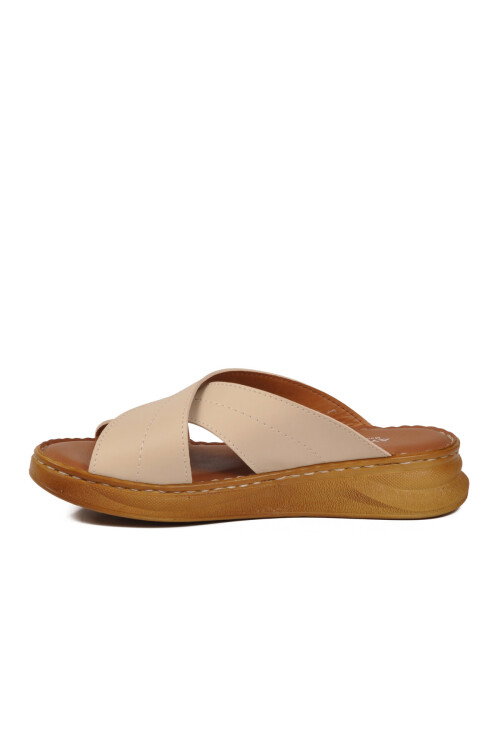 Bej Yumuşak Tabanlı Çapraz Bantlı Kadın Terlik 492148 Z