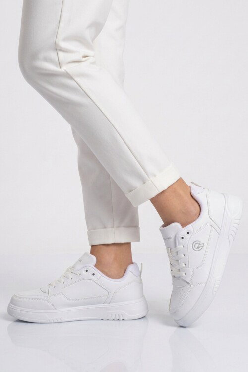 Beyaz Bağcıklı Hafif Esnek Unisex Günlük Ayakkabı BST-2081 G