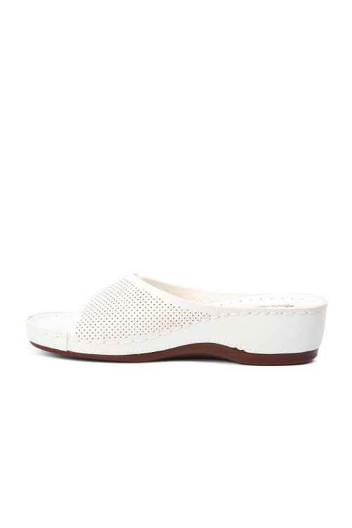 White Womens Slippers 09-701 Z