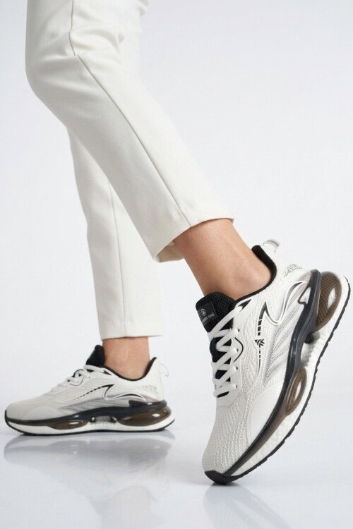 Beyaz Siyah Fileli Hafif Esnek Unisex Spor Ayakkabı 101 25087-G