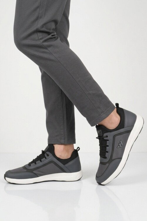 Füme Hafif Esnek Kilit Bağcıklı Erkek Spor Ayakkabı Bertina M