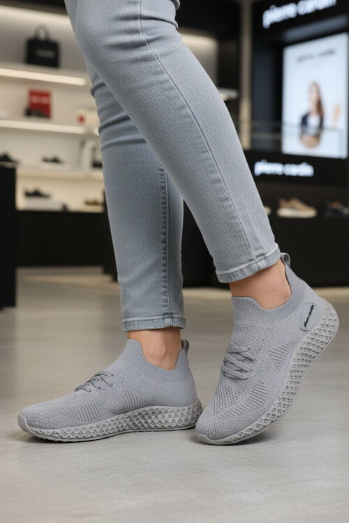 Gri Fileli Hafif Kolay Giyilebilir Unisex Spor Ayakkabı PC-32711 G