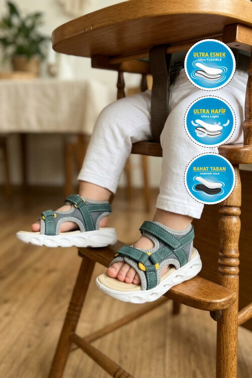 Petrol Yeşili Cırtlı Işıklı Hafif Bebek Sandalet Sage B