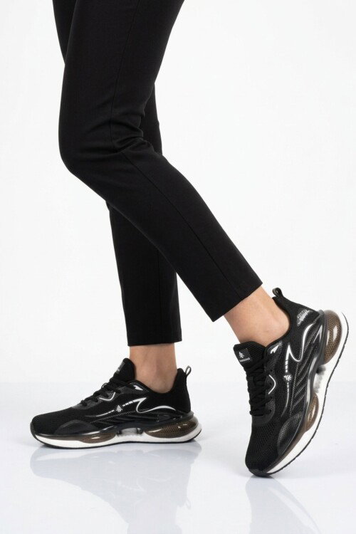 Siyah Beyaz Fileli Hafif Esnek Unisex Spor Ayakkabı 101 25087-G