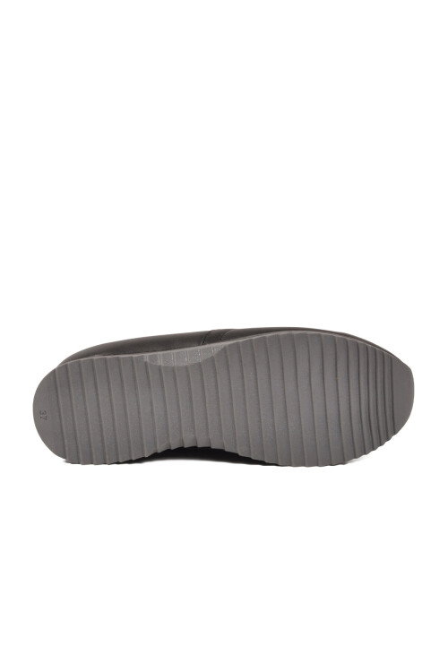 Siyah Cilt Lastik Bağcıklı Kadın Casual Ayakkabı 1900 Z