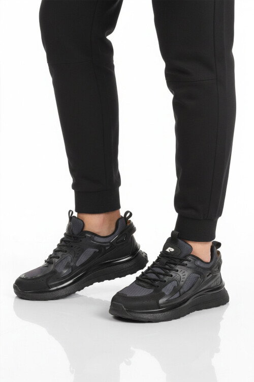 Siyah Fileli Hafif Esnek Erkek Spor Ayakkabı PCI-10105 M