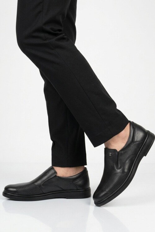 Siyah Hakiki Deri Erkek Casual Ayakkabı 320 M