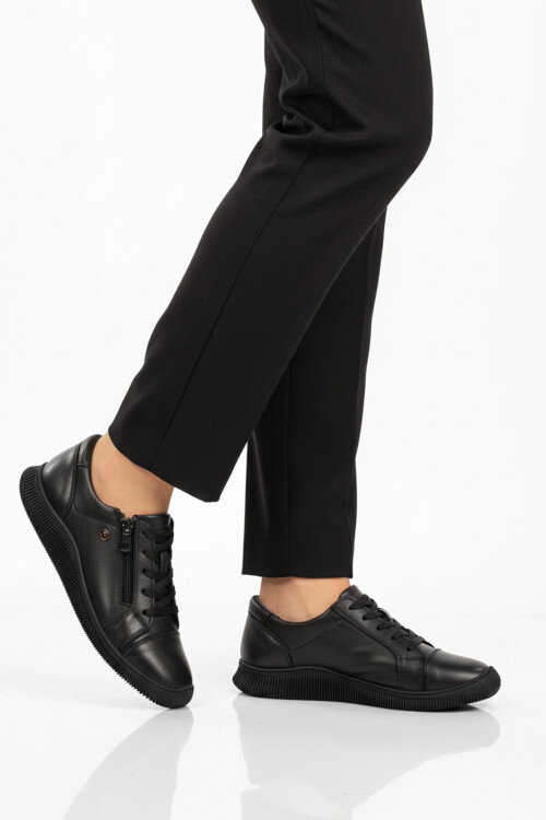 Siyah Hakiki Deri Ortopedik Kadın Casual Ayakkabı 5635 Z