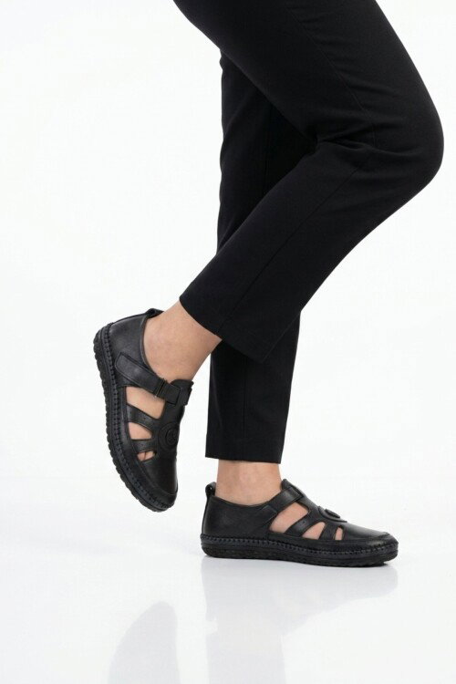 Siyah Hakiki Deri Anatomik Kadın Casual Ayakkabı Z520 Z