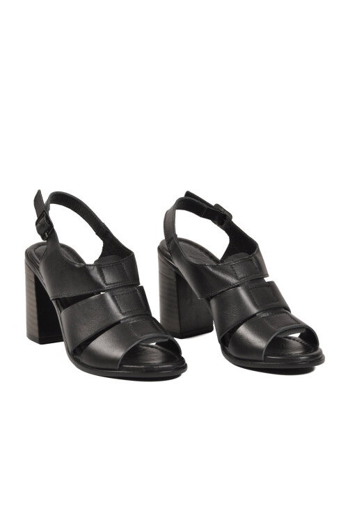 Siyah Hakiki Deri Kadın Topuklu Sandalet 24381400Y Z