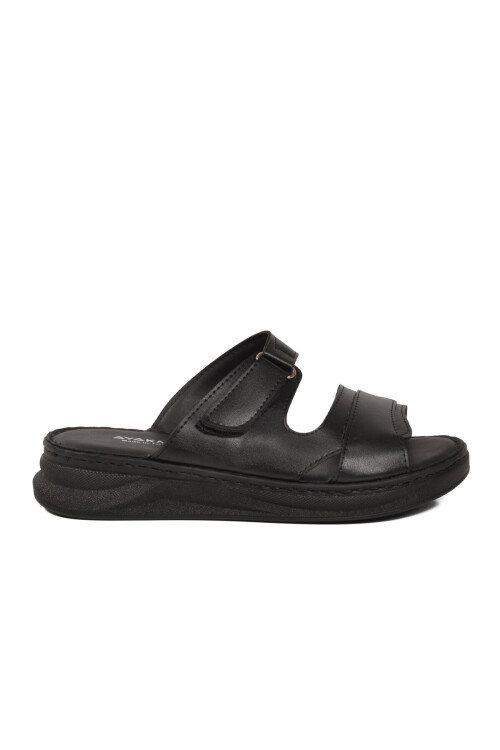 Siyah Hafif Yumuşak Tabanlı Cırtlı Kadın Terlik 492147 Z