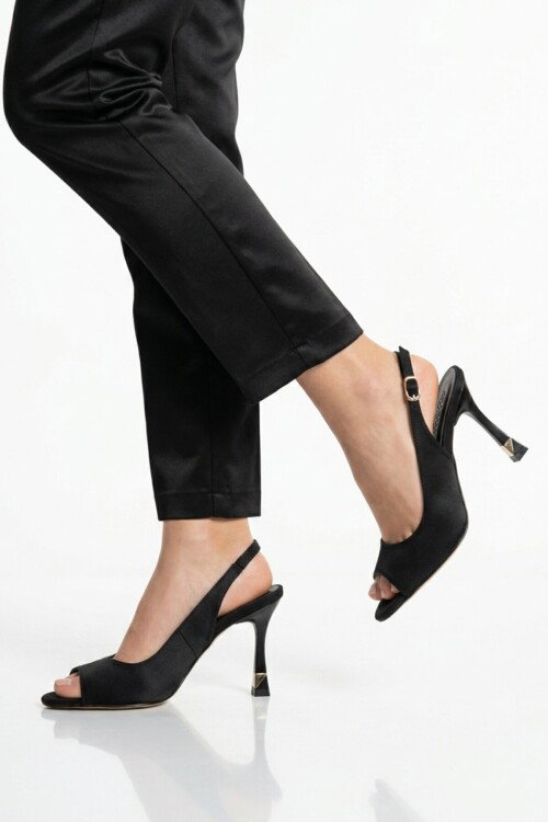 Siyah İnce Topuklu Kadın Abiye Ayakkabı 655589 Z