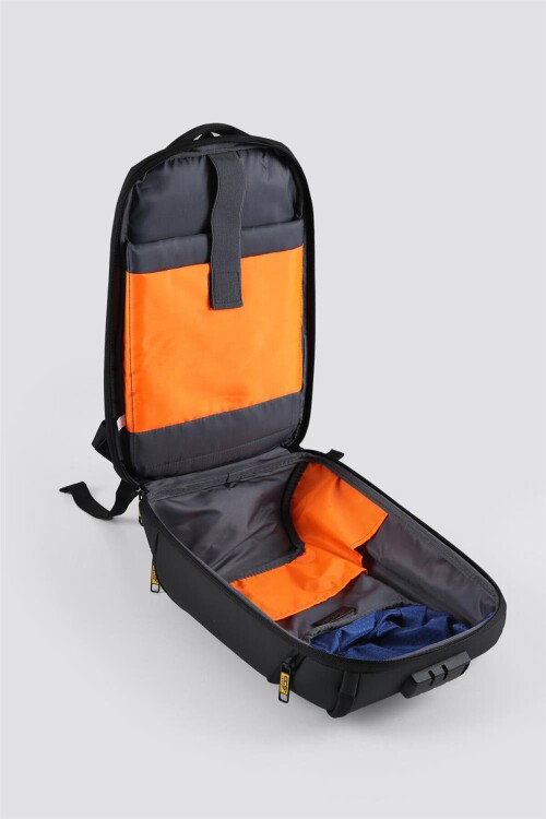 Siyah Unisex Sırt Çantası 51786