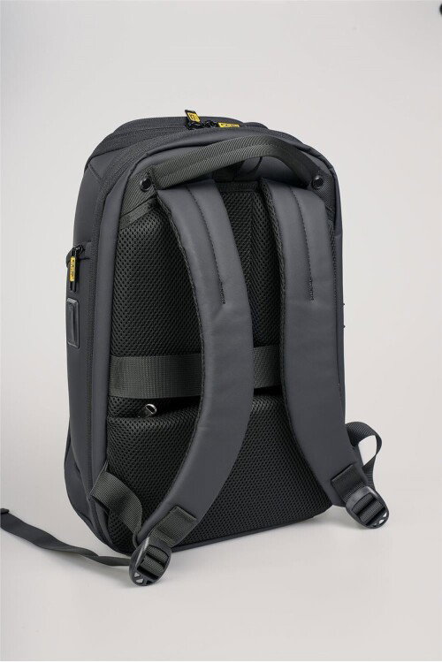Siyah Erkek Sırt Çantası 51848