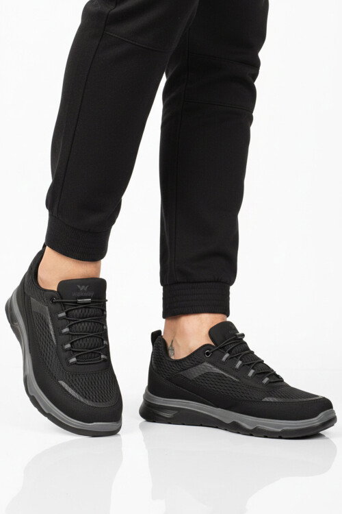 Siyah Fileli Hafif Esnek Hava Alabilen Erkek Spor Ayakkabı Elvara M