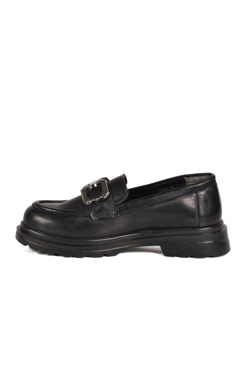 حذاء نسائي كاجوال خفيف الوزن من الجلد الأسود اللامع 510 Z