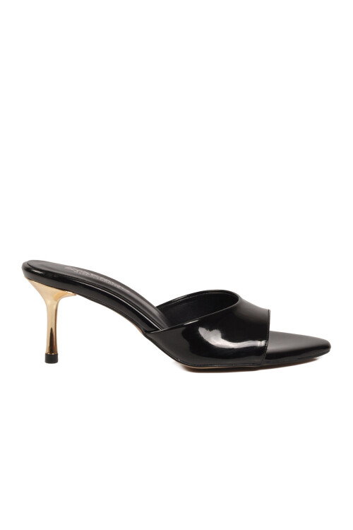 Siyah Rugan Kadın Hafif İnce Topuklu Terlik 336601 Z