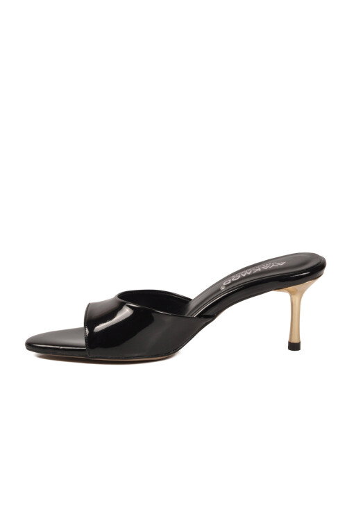 Siyah Rugan Kadın Hafif İnce Topuklu Terlik 336601 Z