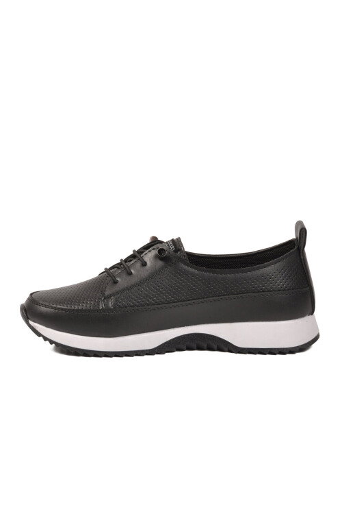 Siyah Lastik Bağcıklı Hafif Kadın Casual Ayakkabı 060 Z