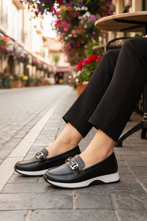 Siyah Hafif Esnek Kadın Casual Ayakkabı 067 Z