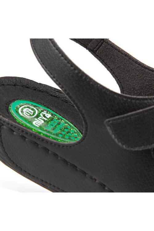 Siyah Jel Tabanlı Kadın Sandalet 31123 Capella Z