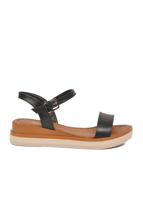 Siyah Hafif Yumuşak Taban Kadın Sandalet 335333 Z