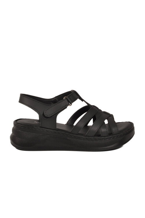 Siyah Yumuşak Tabanlı Kadın Topuklu Sandalet 492113 Z