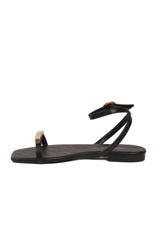 Siyah Hafif İnce Tabanlı Kadın Sandalet 513106 Z