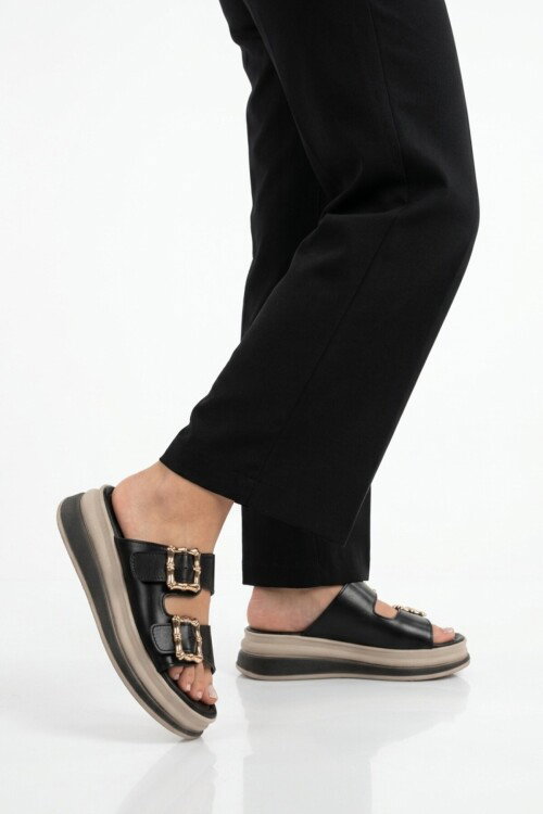 Siyah Hafif Yumuşak Taban Kadın Terlik 457303 Z